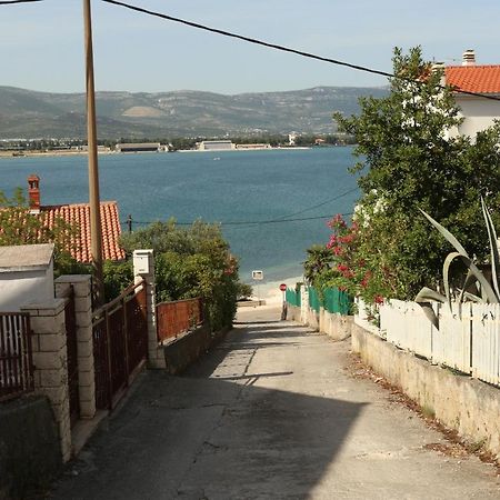 Apartman Luce Lägenhet Trogir Exteriör bild