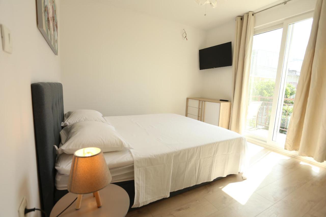 Apartman Luce Trogir Exteriör bild